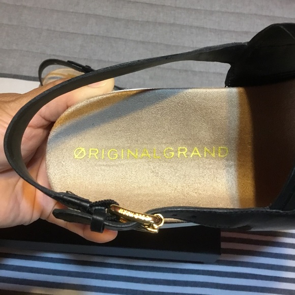 COLE HAAN - Picture 9 of 16